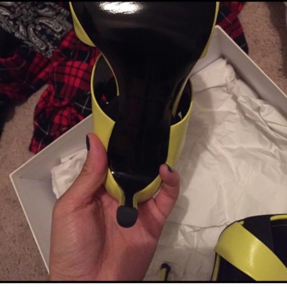 Sold - Picture 6 of 8